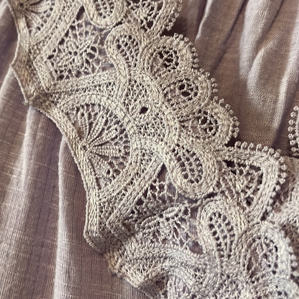 String Tank Top - Picture 3 of 4
